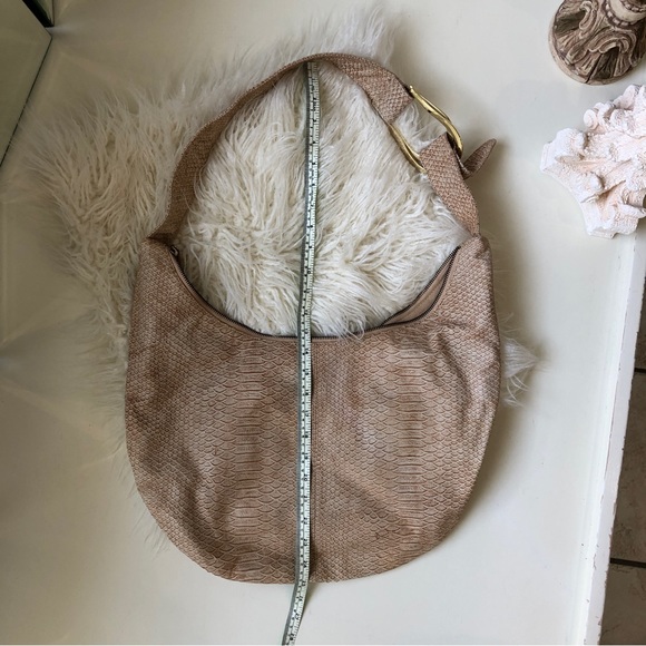 Banana Republic Snakeskin Embossed Leather Boho Crossbody Purse Handbag - Picture 16 of 16